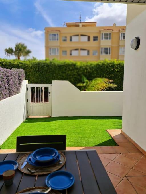 Homely Apt In Modern Building With Pool San Miguel de Abona Exterior photo